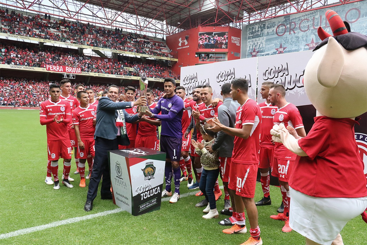Más de 30 mil personas vivieron la emoción del fútbol con la Copa Toluca
