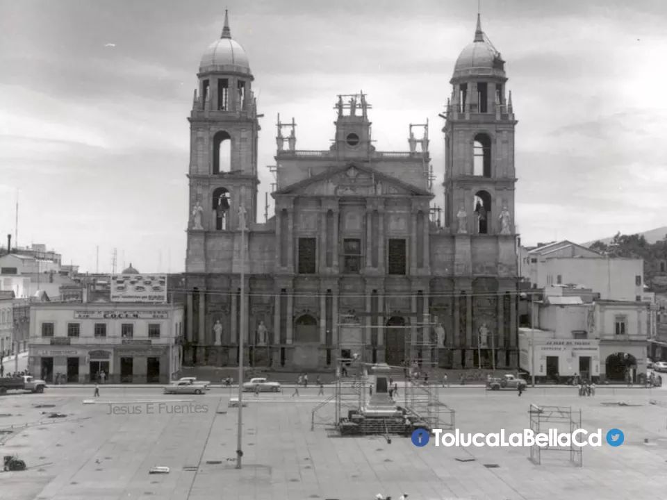 Un día como hoy pero de 1867 se colocaba la primer piedra de la Catedral de Toluca