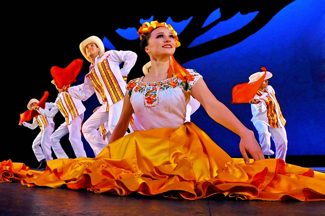 Ballet Folklórico de Amalia Hernández en Toluca