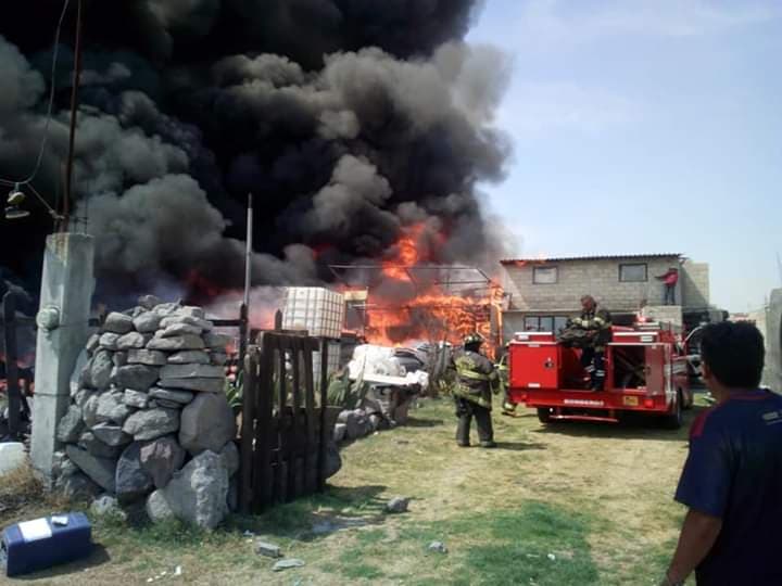 Bomberos sofocan incendio registrado en Toluca