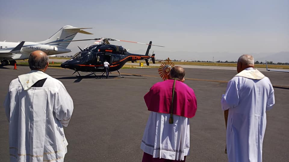 Fotogalería || Así fue el recorrido del Arzobispo de Toluca en helicóptero