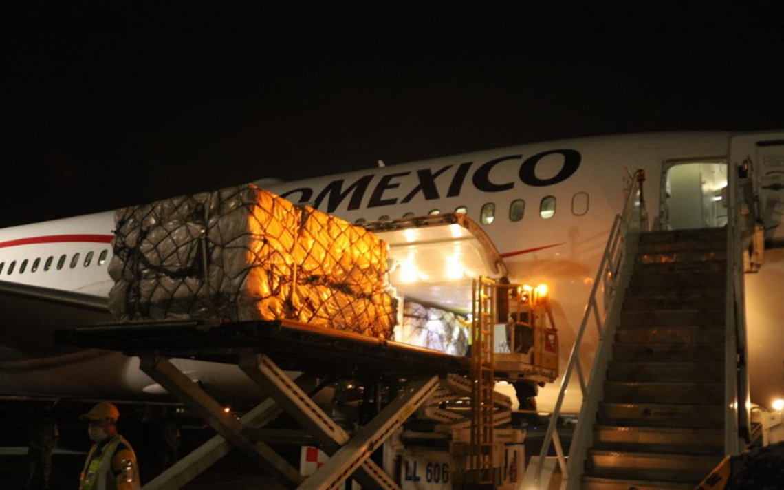 Llega a México avión con equipo médico desde China.