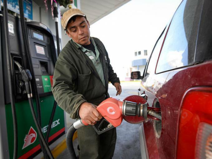 Estas gasolineras ofrecen litro a 15 pesos en Toluca y Metepec