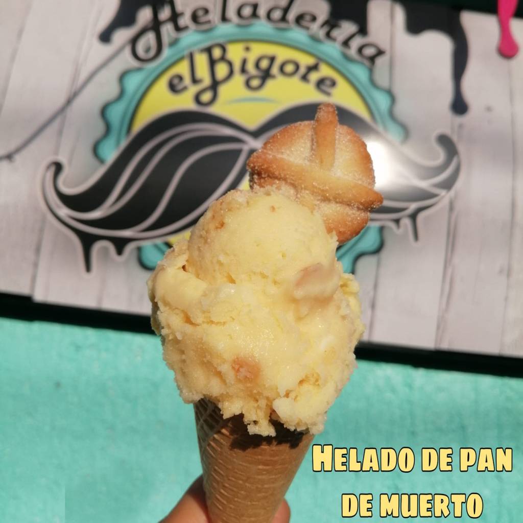 ¡Prueba el rico helado de cempasúchil y pan de muerto en Toluca!
