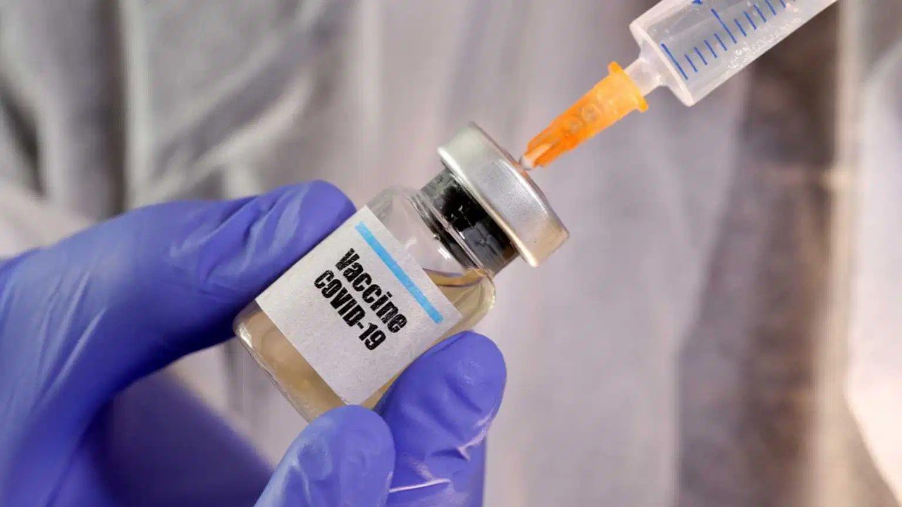 Pruebas de la vacuna CanSino inicia en 13 estados