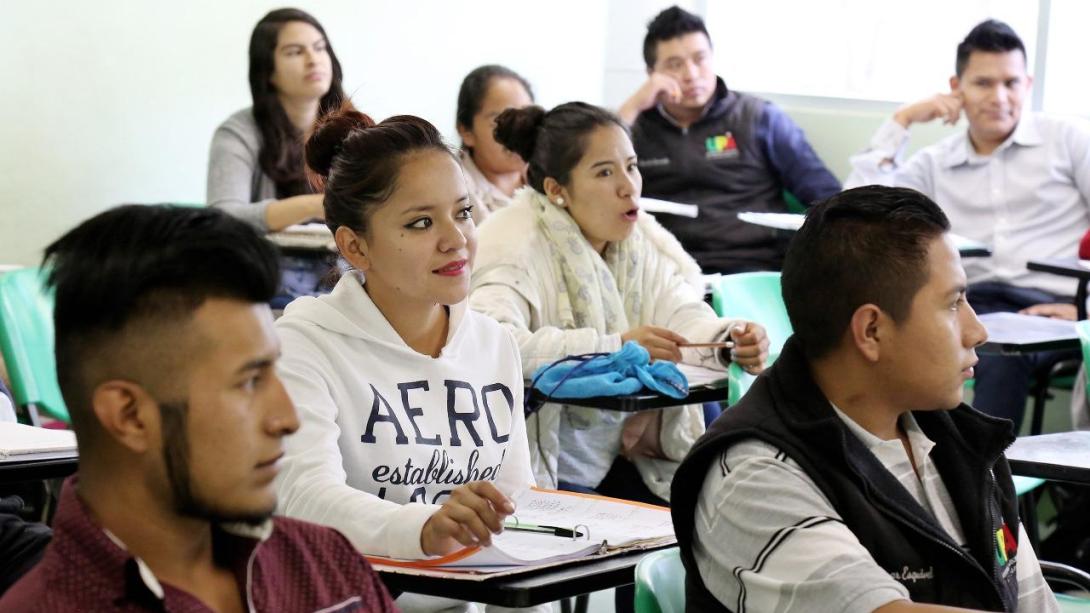 alumnos del IPN y de la UNAM recibiran apoyos