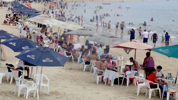 turistas-acapulco