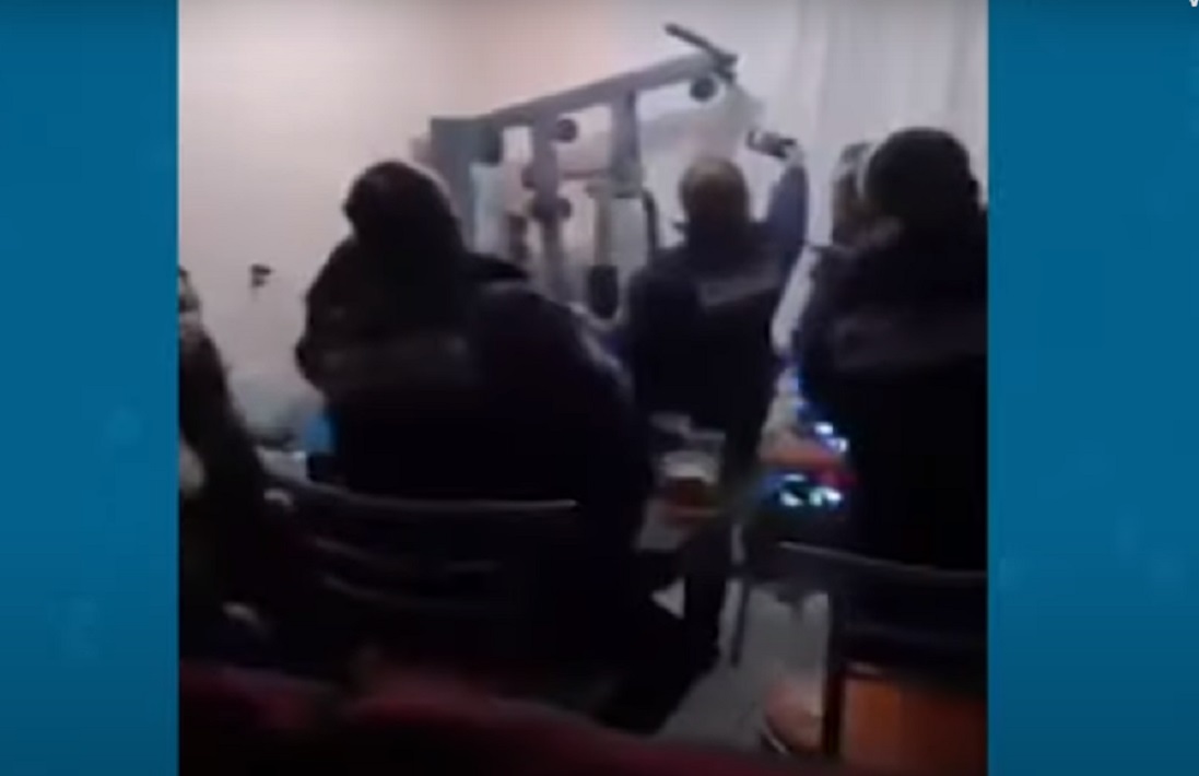 (Video) Policías supuestamente ebrios realizan disparos al aire en fiesta de Morelia