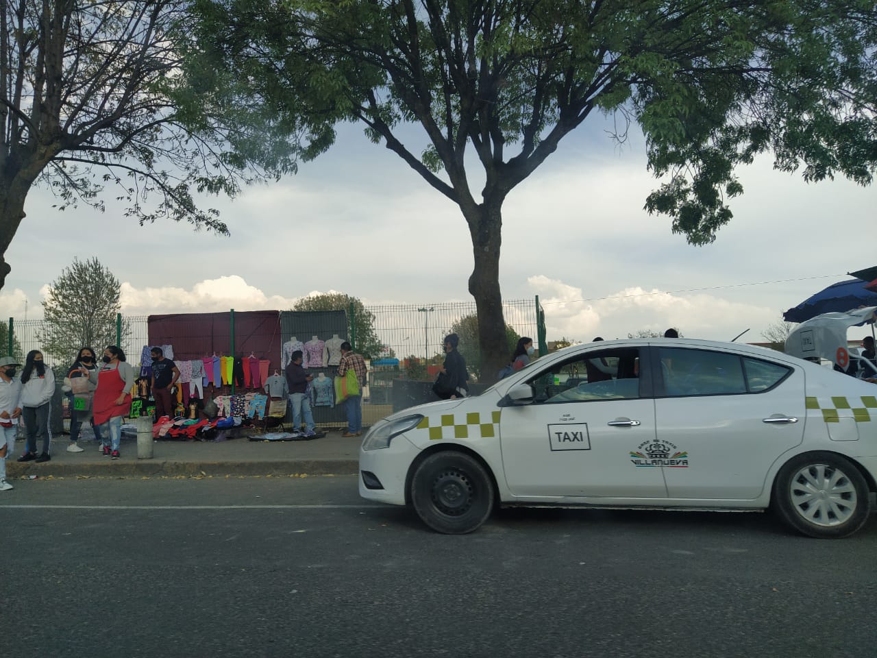 Toluca: Taxistas piden que se les apliquen pruebas covid-19