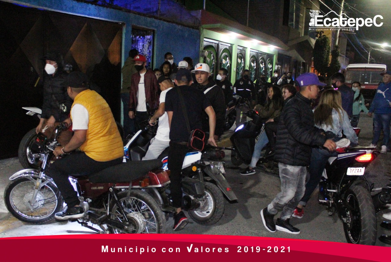 Dispersan a 300 personas después de cancelar fiestas en Ecatepec