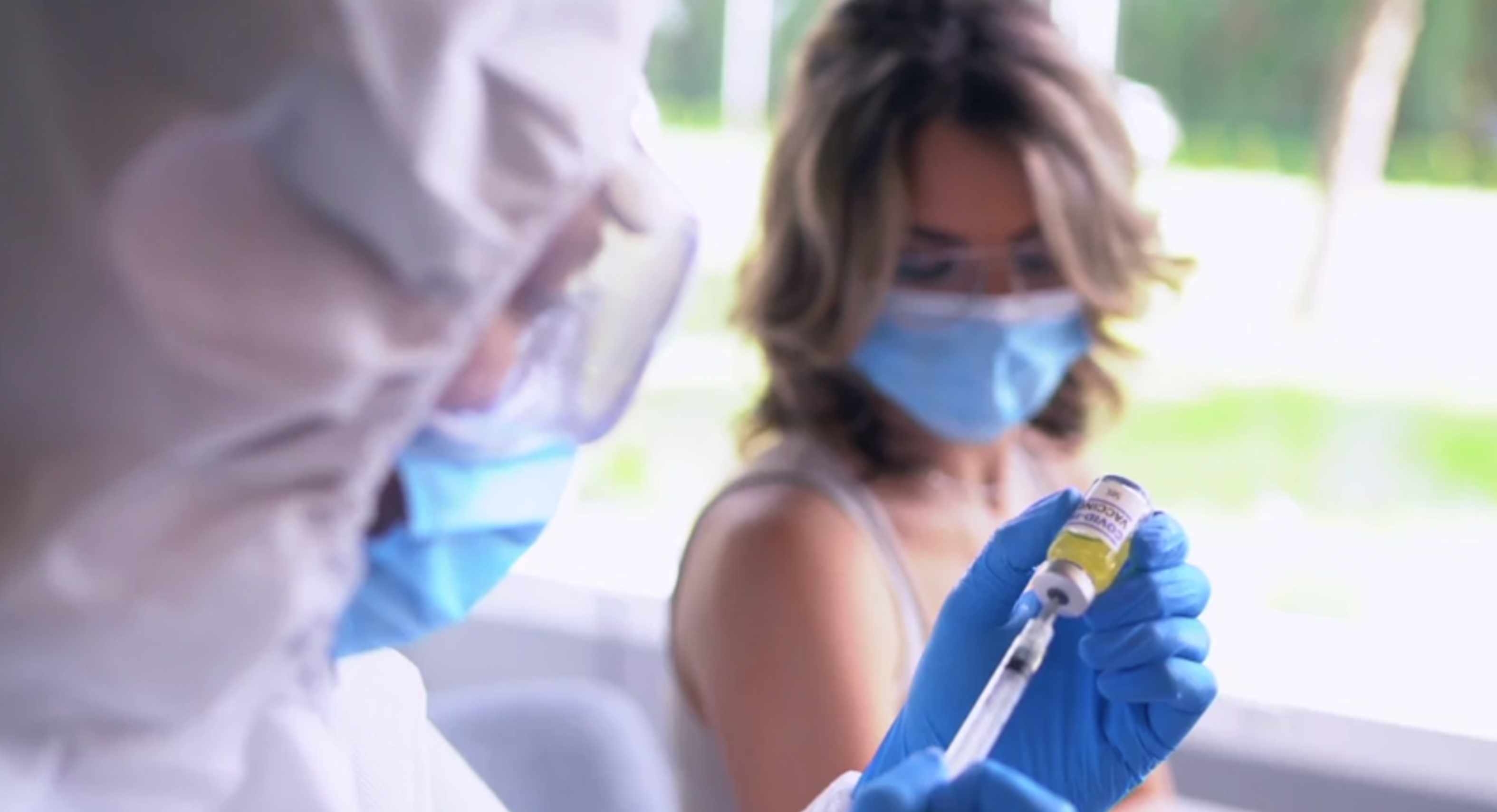 EMA recomienda seguir aplicando vacunas de Oxford y AstraZeneca