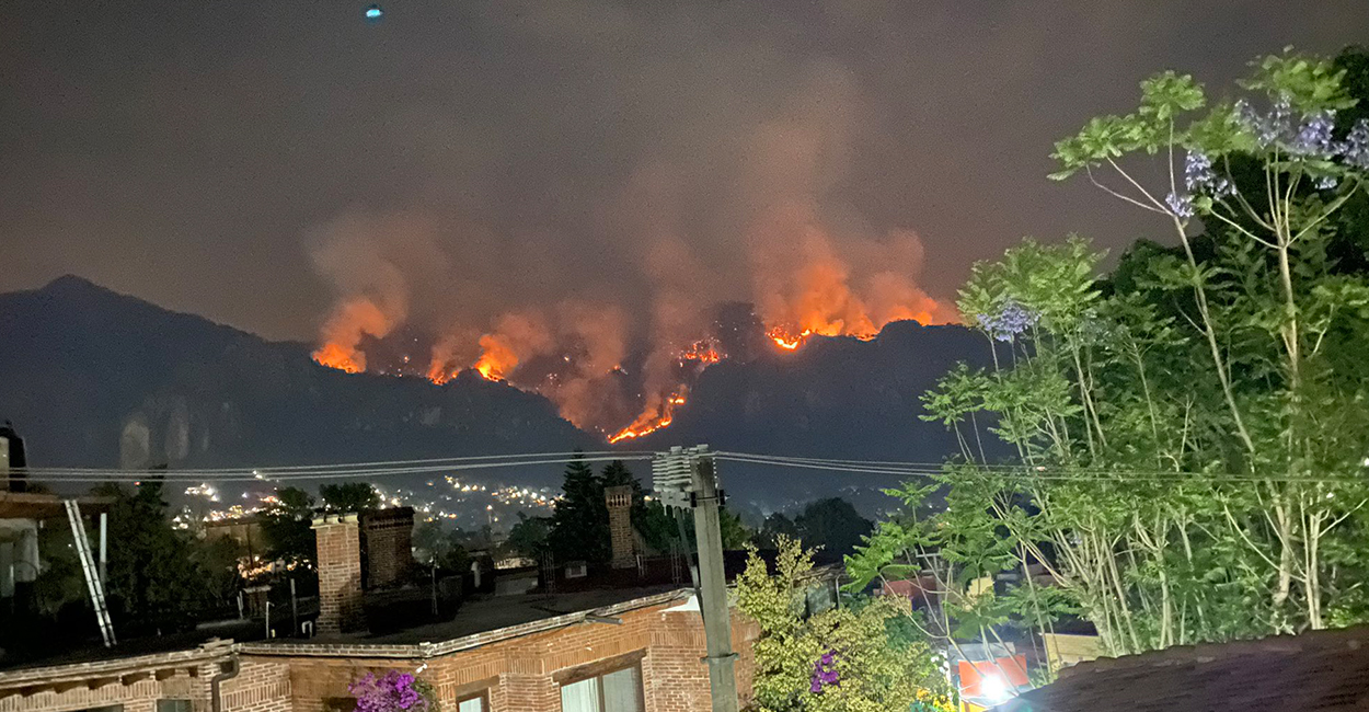 El Tepozteco, área natural protegida en Morelos se incendia