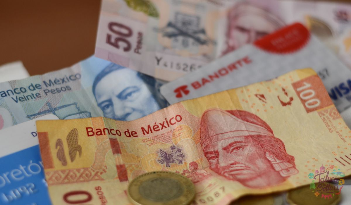 Billetes y monedas mexicanas