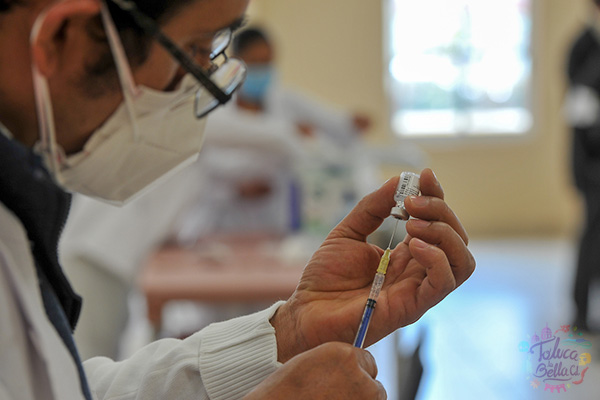 Consulta las sedes para vacunación en Metepec