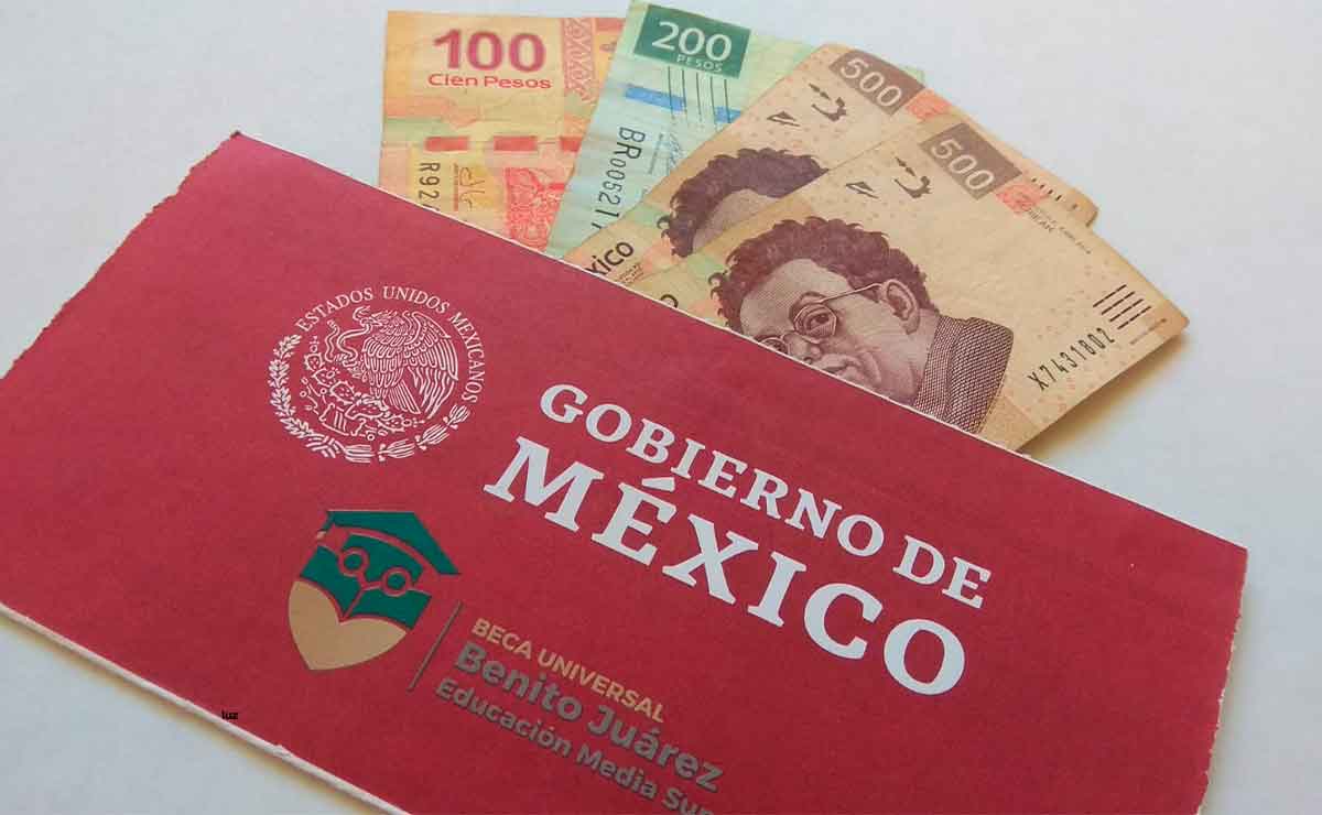 Adelantarán pago Beca Benito Juárez 2021: Jóvenes recibirán 3 200 pesos