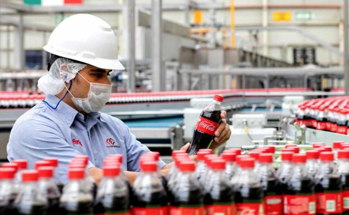 Coca Cola FEMSA ofrece vacantes de empleo en Edomex y CDMX