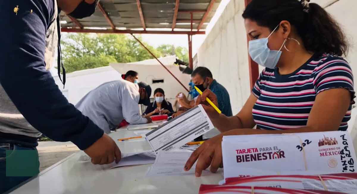 Documentos solicitados y cómo afiliarte a Becas Benito Juárez y recibir $1,600 pesos