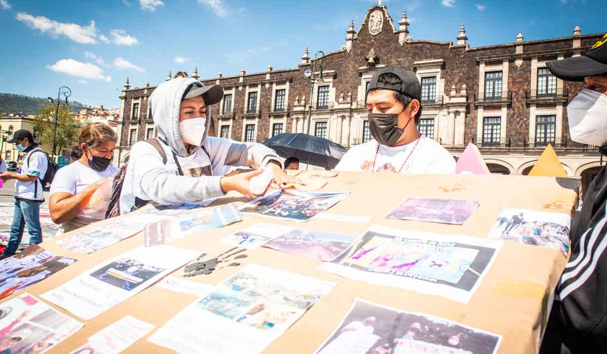 Periódico Mural en Toluca: ¡Memoria colectiva por ´los nadies´!