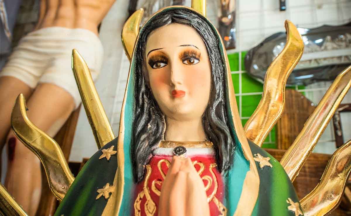 Incrementa la demanda de imágenes religiosas por fiestas decembrinas en Toluca