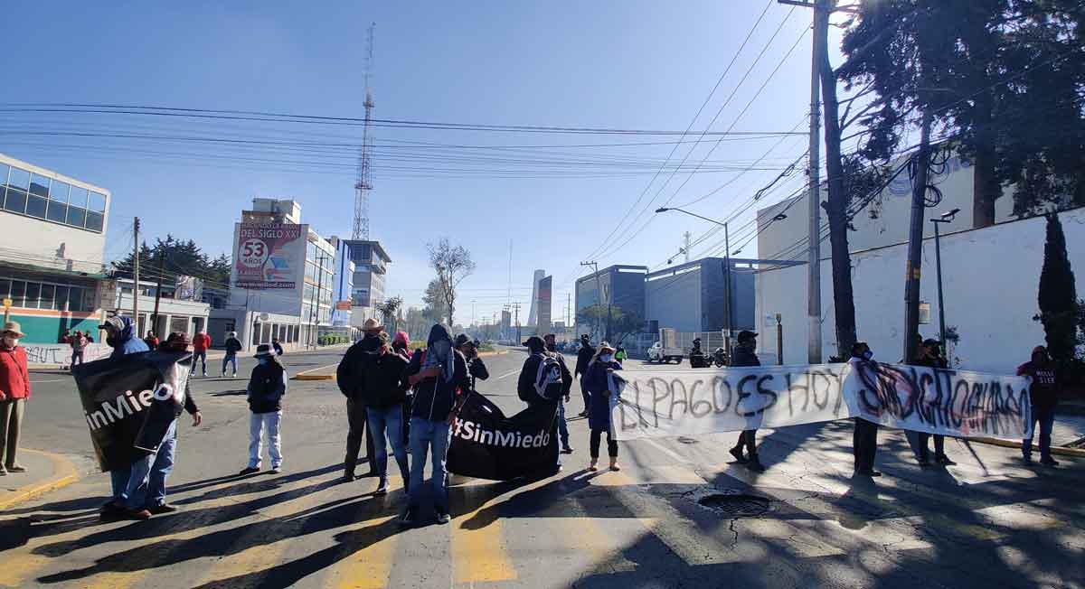 Cierran vialidades importantes de Toluca por protestas