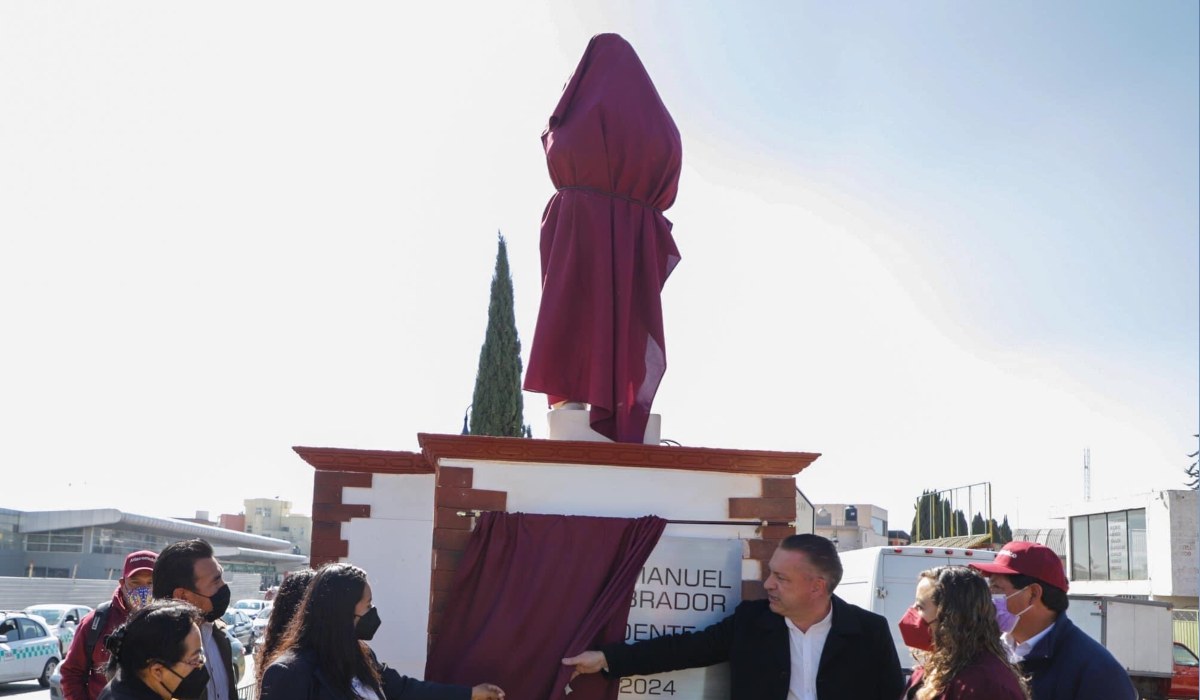 Municipio mexiquense ya cuenta con su estatua de AMLO