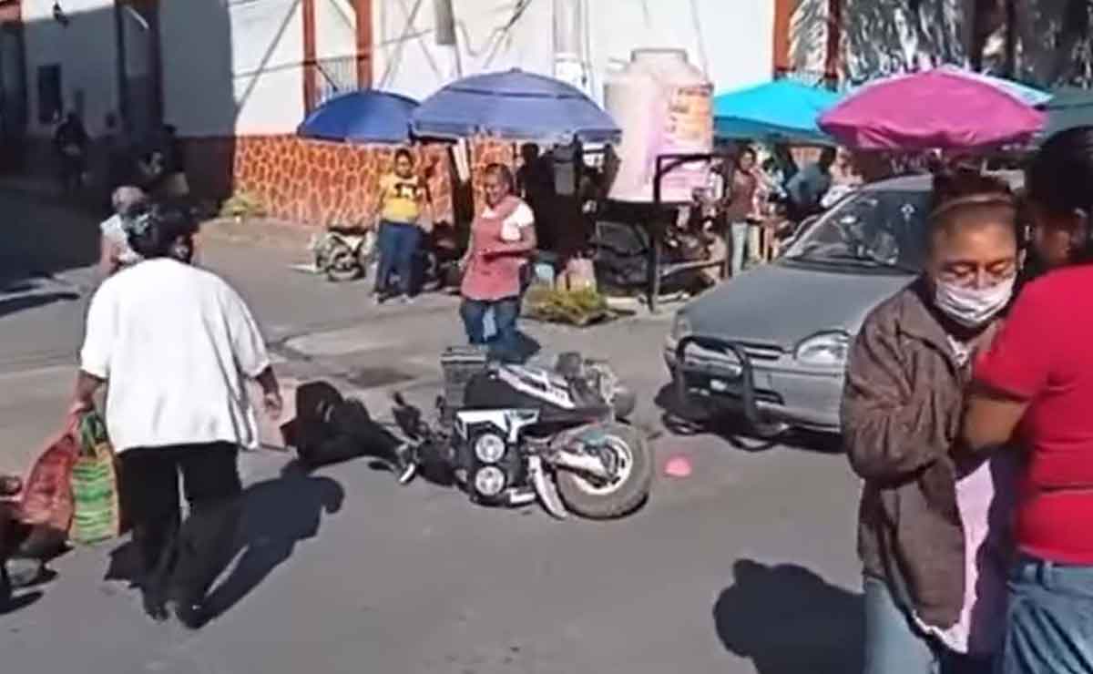 Video viral ¿Real o fake? Atropellan a pareja que iba en moto y los acusan hacer un montaje