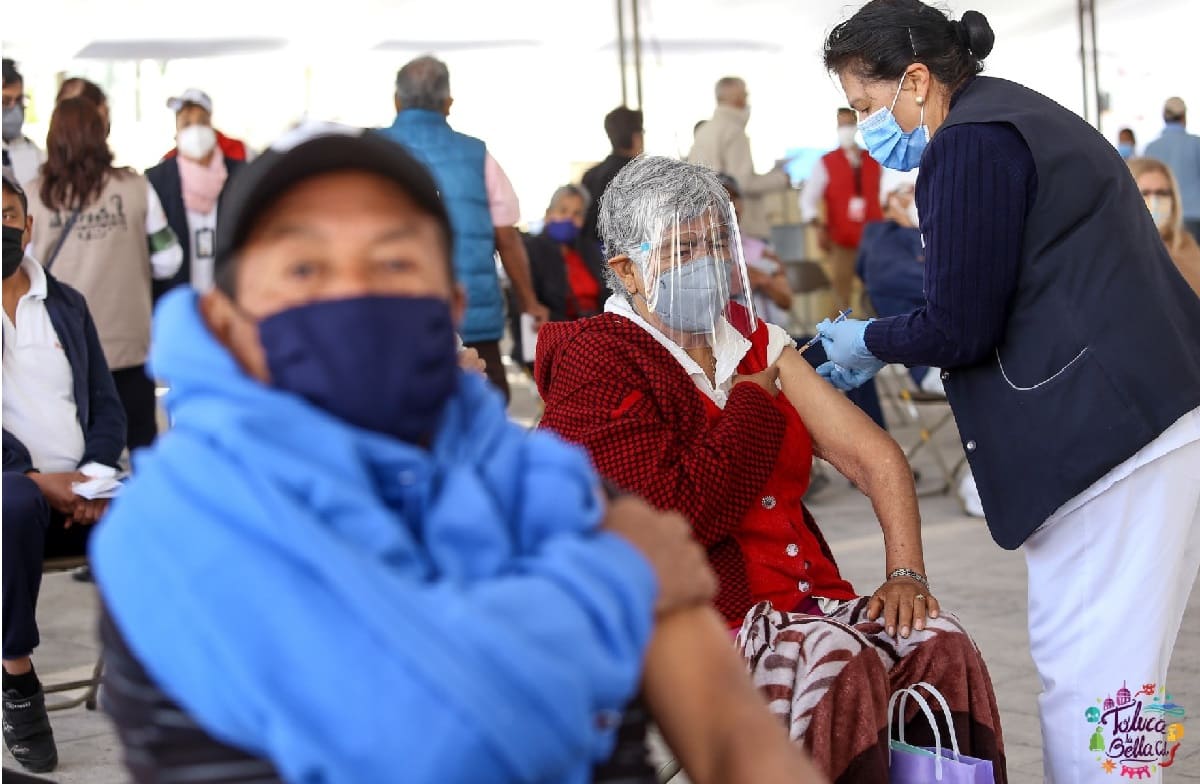 ¿Cuándo vacunarán a las personas rezagadas en Toluca 2022?