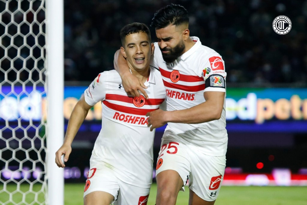 Toluca FC domina al kraken y escala en la tabla