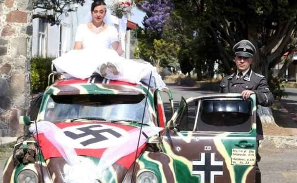 pareja celebra boda nazi