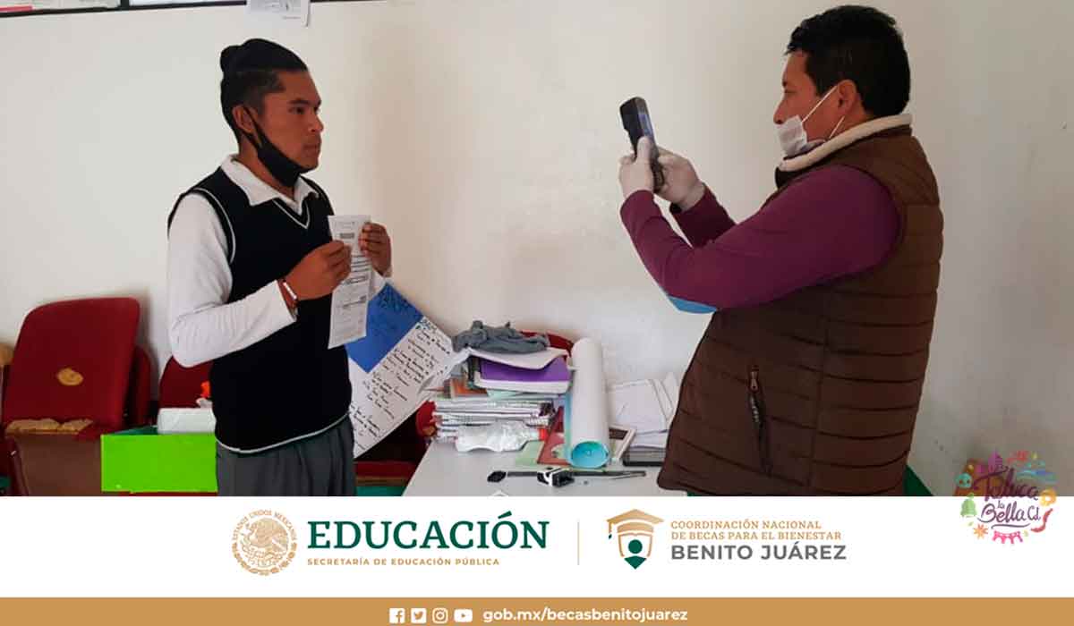 Estos son los alumnos que aún pueden registrarse a la Beca Benito Juárez 2022 para Bachillerato durante estos días de junio, ¡toma nota!