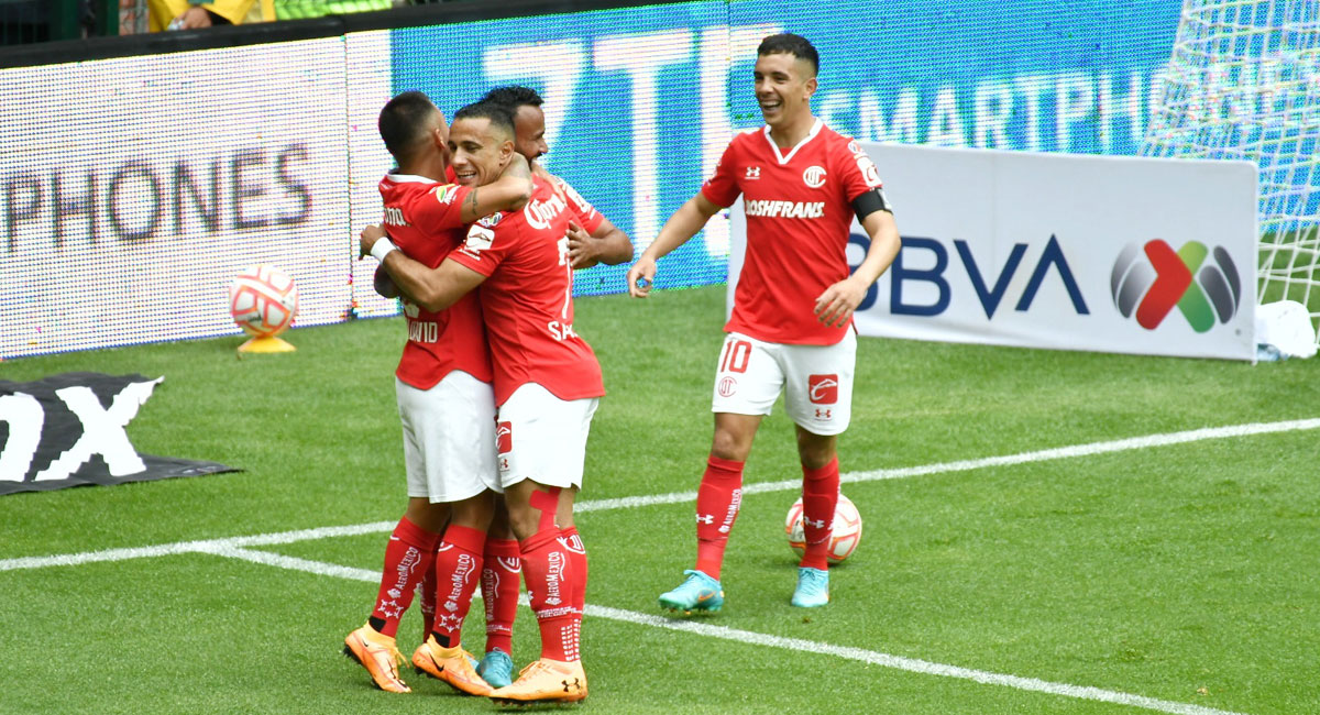Toluca FC lo gana en casa convenciendo a su afición de local ante el Santos Laguna