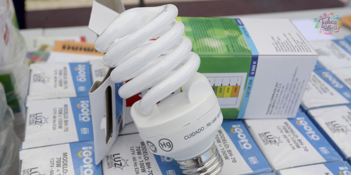 Cómo ahorrar luz y dinero: CFE