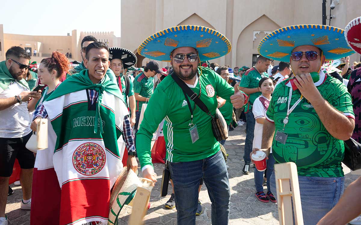 México y “La Chona” ponen a bailar a todo el mundo en el metro de Qatar 2022