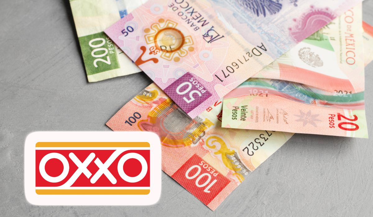 Dinero con el logo de OXXO