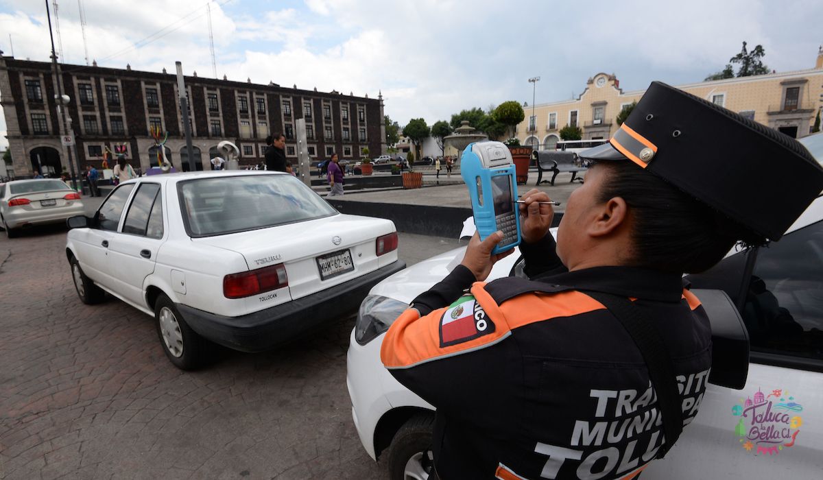 ¿Conduces sin licencia?, esta es la multa para el Estado de México 2023