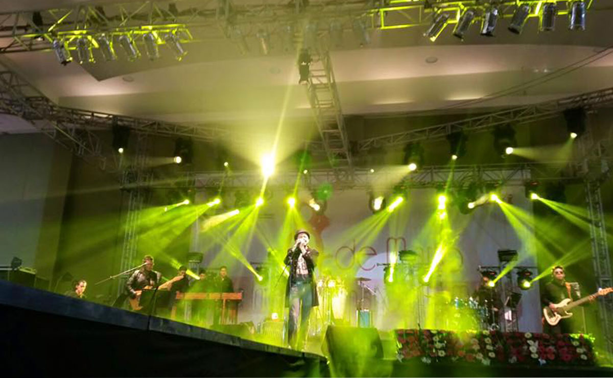 Reyli Barba en concierto en Toluca
