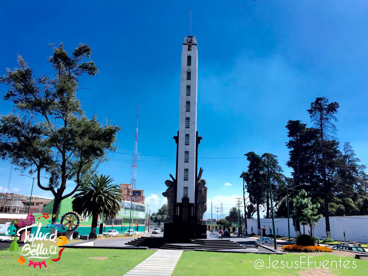 ¿Sabías que Toluca fue la primera ciudad en construir un monumento a la Bandera?